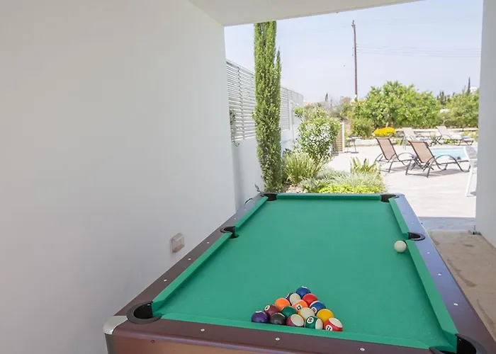 Ochosto Helios - Beautiful 5 Bedroom - Walking Distance Protaras